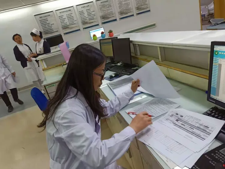 包含安贞医院检查陪护加挂号医保报销全程指导，手续简便快捷的词条