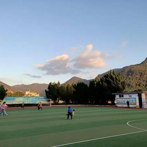 天朗气清，惠风和畅