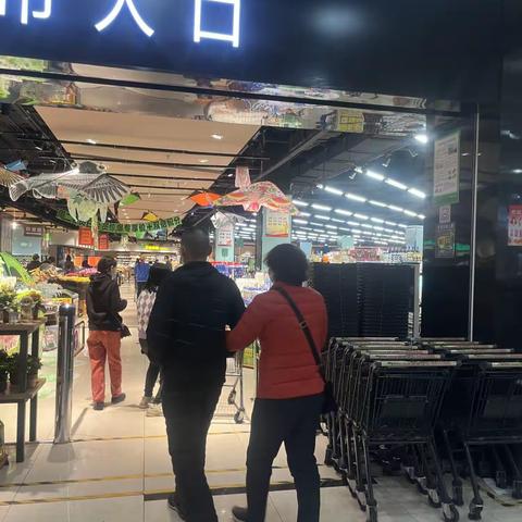 铁桥广场店2023年4月11日防损行走管理