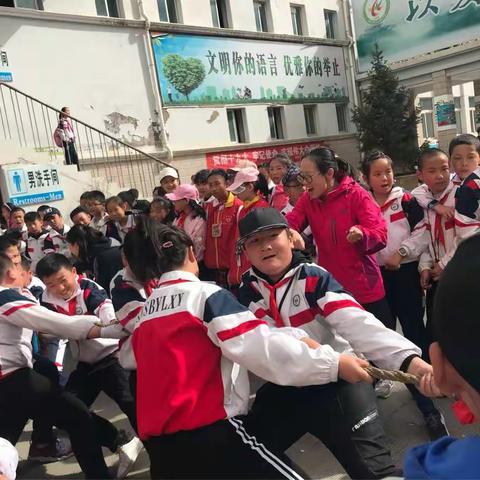 “牵钩”寻清明，凝心齐成长