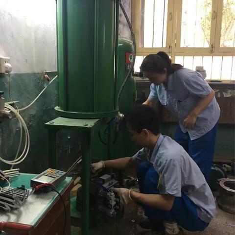 一动党支部开展“敢、专、争”实践活动