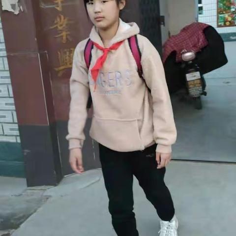 疫情无情人有情——四年级寒假德育工作纪实