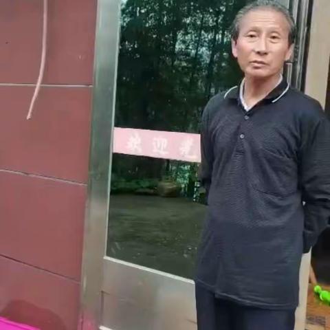 暖心！新泉派出所民警帮走失老人找到家人