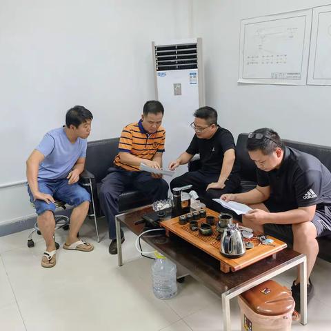 五指山市科工信局深入重点行业企业督导疫苗接种工作