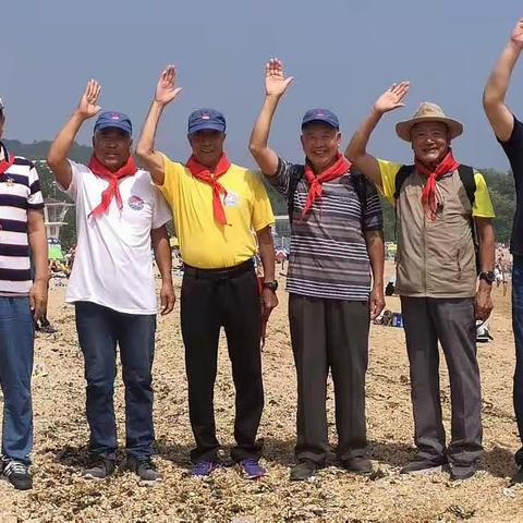 冬泳老顽童的节日