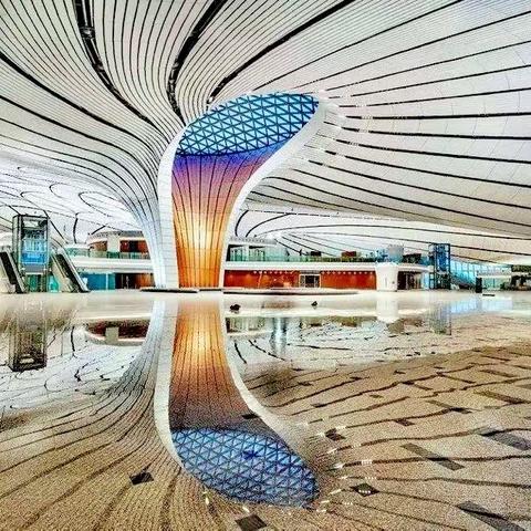 参观大兴国际机场