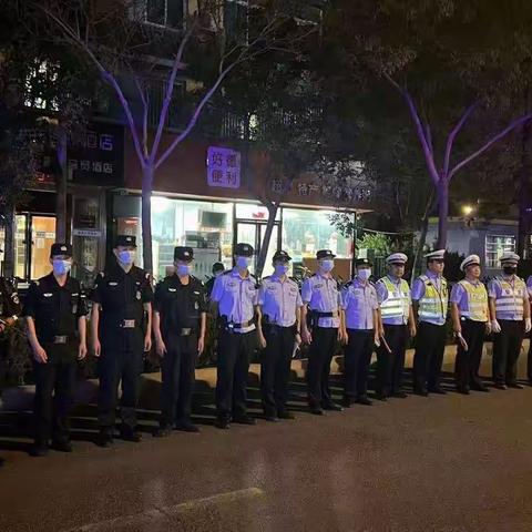 百日行动 | 再集结，禹王台公安开展第三次夏夜治安巡查宣防集中统一行动！