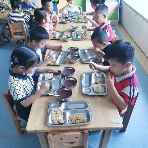 欣泰汇童托幼园—中班周记