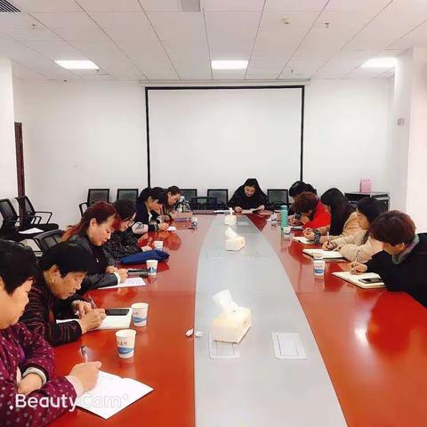 不忘初心、牢记使命 巾帼向党心