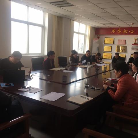 召陵区供销社机关党支部召开“不忘初心、牢记使命”专题组织生活会
