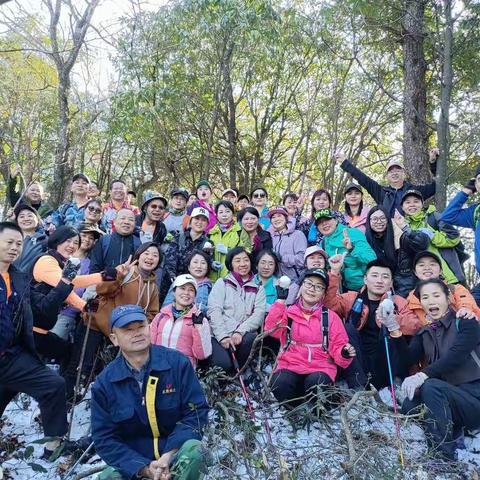 奉新登山队新年第一登，百丈百叶峰