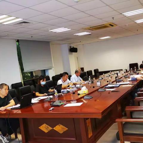 市住建局组织召开项目推进专题会