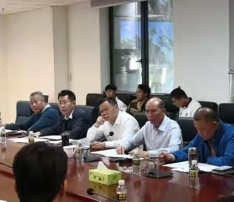 市住建局王旭明书记组织召开项目推进专题会