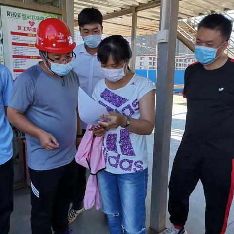 市住建局市政科第二巡查小组开展疫情防控工作巡查