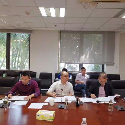 市住建局王旭明书记组织召开项目推进会