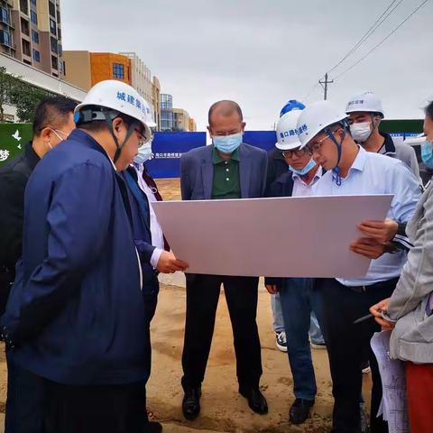 市住建局现场协调推进新海港片区项目建设