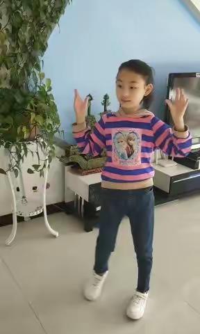 阿勒坦小学2022年一二年级精彩线上体育课——刘畊宏健身操《牛仔很忙》我们来交作业了（一）