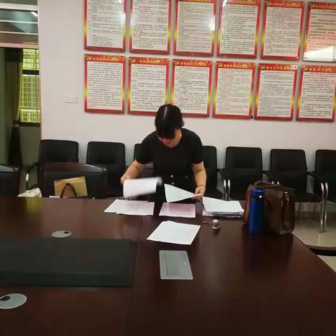 区环卫局7月15日帮扶工作情况