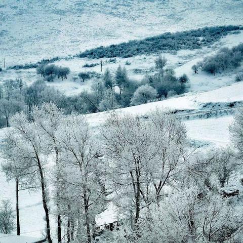 雪后山村静悄悄