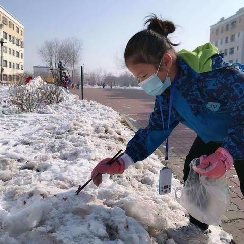 我是小区“美容师”——记独山子第六小学三年级三月学雷锋活动