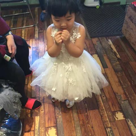 看着你长大，真的很幸福！