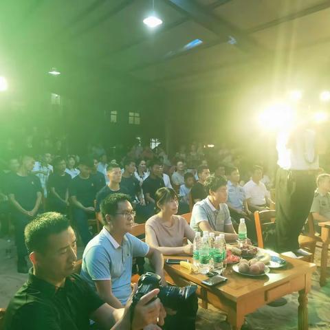 共庆八一建军节  军民联欢歌传情——夏邑县音乐家协会2019年八一慰问演出成功举办