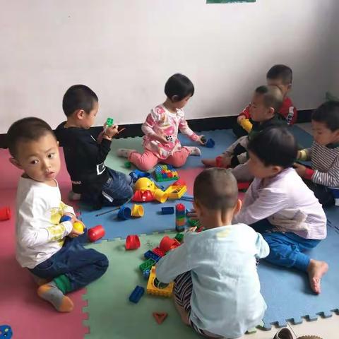 扎鲁特旗教体局《直属幼儿园》宝宝二班游戏