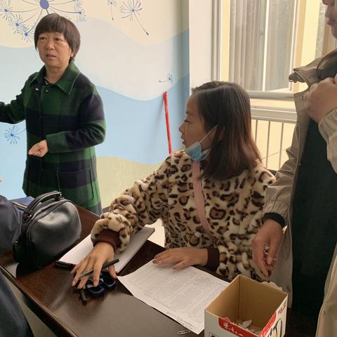 扬起理想风帆 点亮精彩人生 －－青少年活动中心举行“中华魂”读书演讲比赛活动纪实