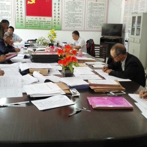 山阳县财政局北沟寺驻村工作队精准扶贫“一卡一薄”入户之二篇