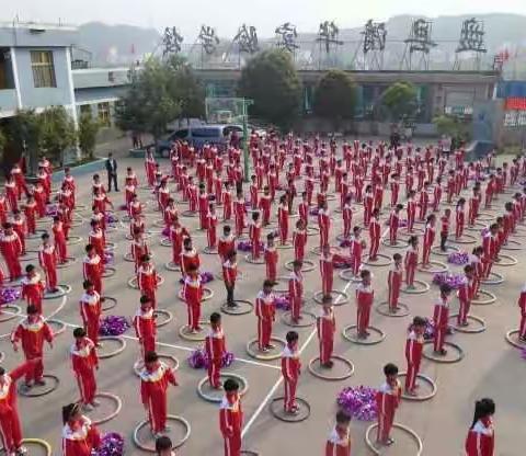 盘县刘官清华实验学校，审辨性思维创新教育，已见成效。