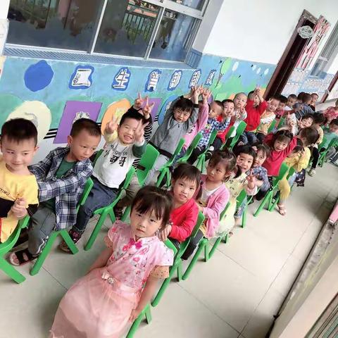 小2班五月活动剪影