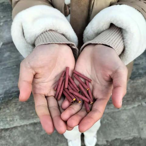 放鞭炮，迎新年