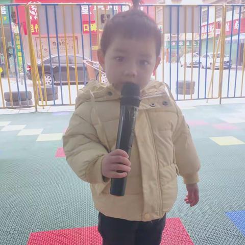 南康区幸福宝贝幼儿园小一班小宝贝的精彩瞬间