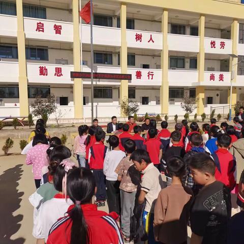 不负韶华，砥砺前行——宜良县竹林小学2021—2022学年下学期期末考试表彰大会