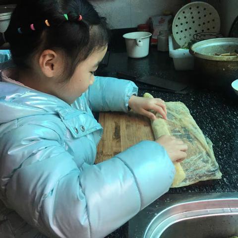 雨点儿寒假饮食日记：皮卷