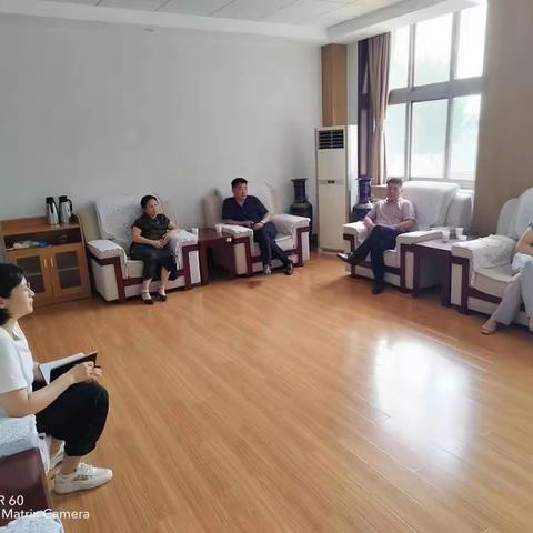莱芜区农业农村局领导来寨里镇检查指导人居环境工作