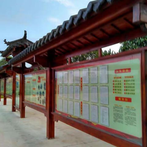 筱溪村旧貌换新颜，一草一木皆有情，村两委和谐干事情！！在各级领导的带动下，党民心连心！干劲十足！