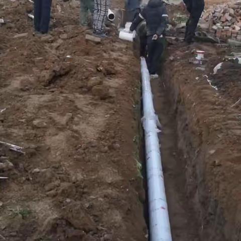 缑氏镇：铺设污水管网  绘就美丽乡村新蓝图