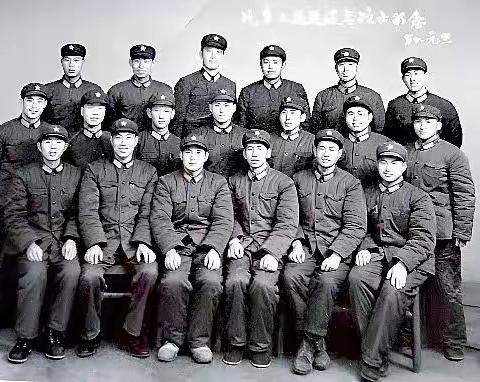 【庆八一 颂英雄】半个世纪前秦岭汽车兵传奇（一）