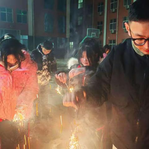 湖头镇初级中学“生命的绽放”感悟生命课堂