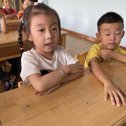 我的幼儿园生活——张希潞