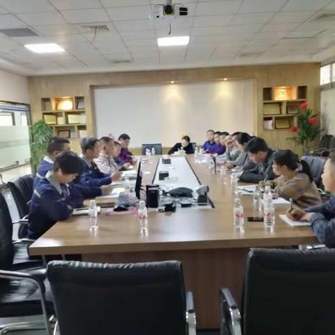 助企服企，克难攻坚——景宁县人力社保局“帮帮团”服务丽景园站