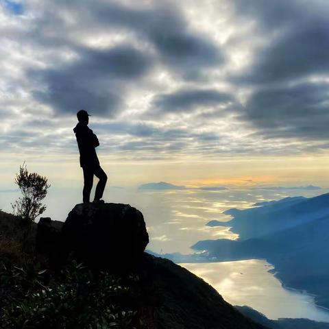 攀爬大屿山之凤壁石涧