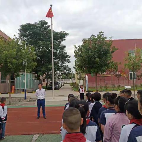 异彩纷呈花绽放   花儿朵朵溢沁香——西安市高陵区耿镇耿北小学第四周简报