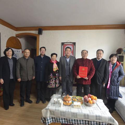 迎春慰问暖人心   关心关怀显温情