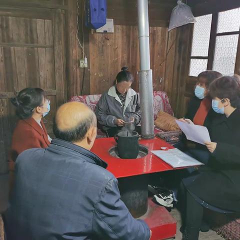 妇联关爱暖人心 “两癌”救助传真情