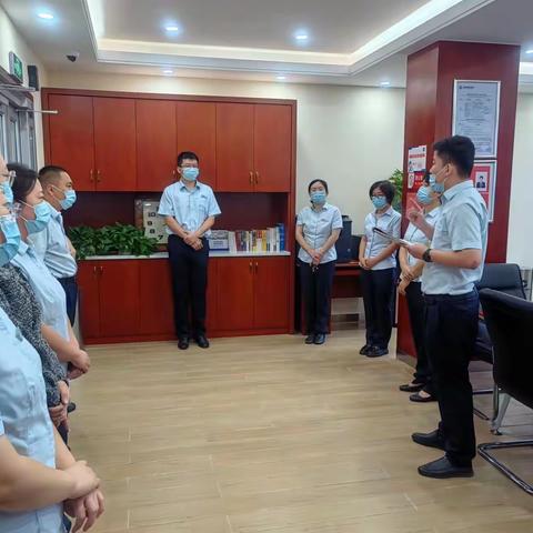 中国建设银行枣滕矿区支行积极开展“反假货币宣传月”活动