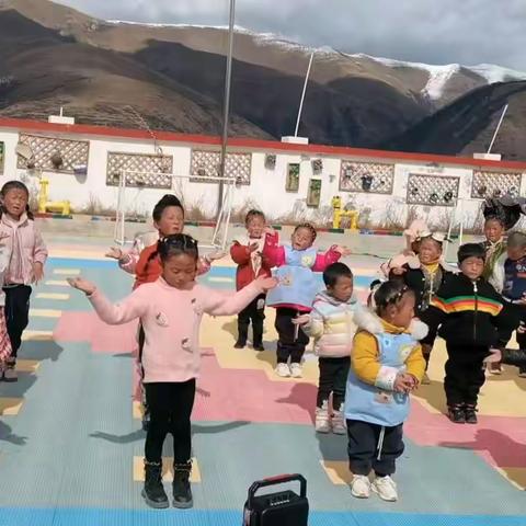 《虾拉沱镇扎交幼儿园》情暖三月天，美丽女神节祝全天下的的女神节日快乐