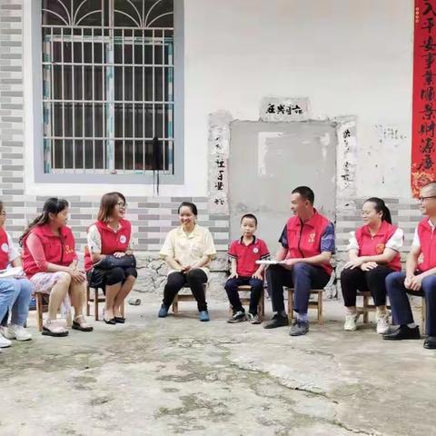 防汛，别忘了防溺水---六寨镇中心小学防汛、防溺水集体教师大家访活动