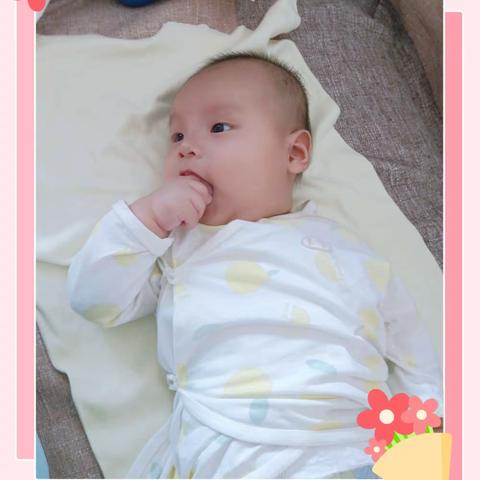 小宝百天  茁壮成长  幸福满满！😄